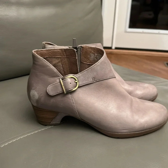 Dansko soft gray leather booties size 39 (see pics) - Picture 5 of 9